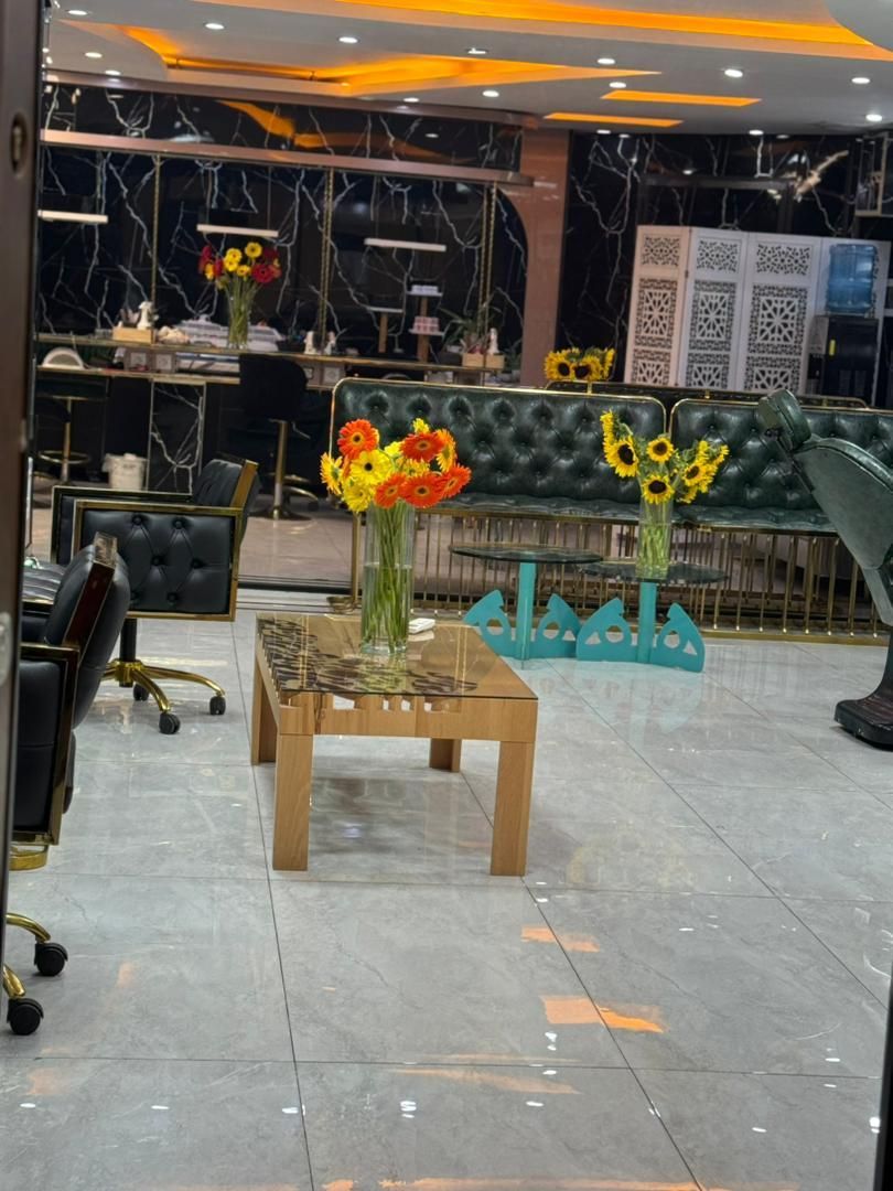 نمونه = سالن پونه بیوتی دعوت به همکاری میکند