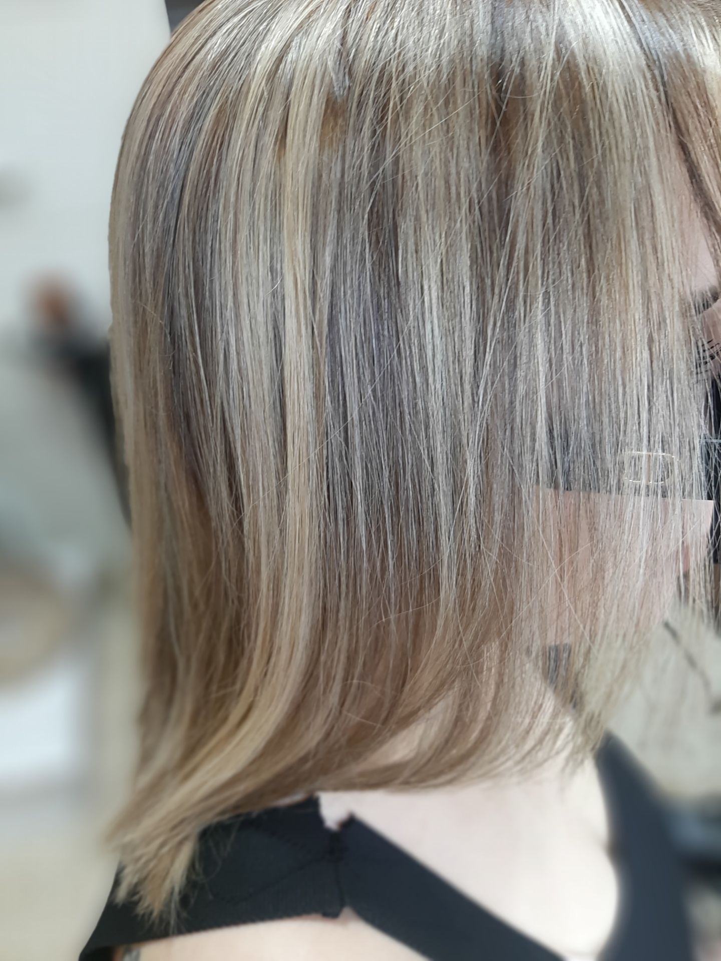 سالن زیبایی ساچلی