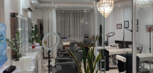 سالن زیبایی و آموزشگاه آیسا